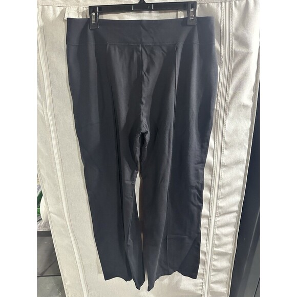 Athleta Eastbound Straight Leg Pant Black Size 14 Pleated Stretchy Pockets Zip - Picture 7 of 7